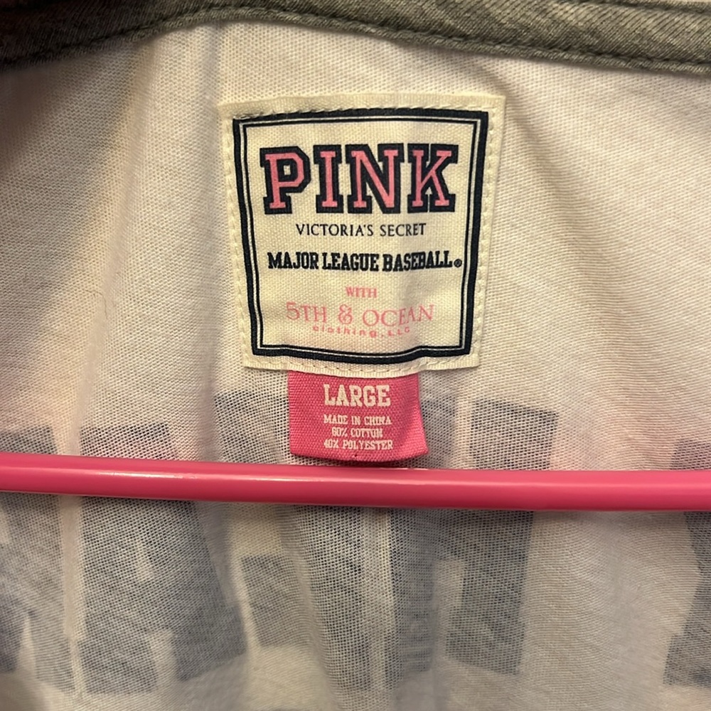 Pink Chicago cubs tee - Picture 3 of 4
